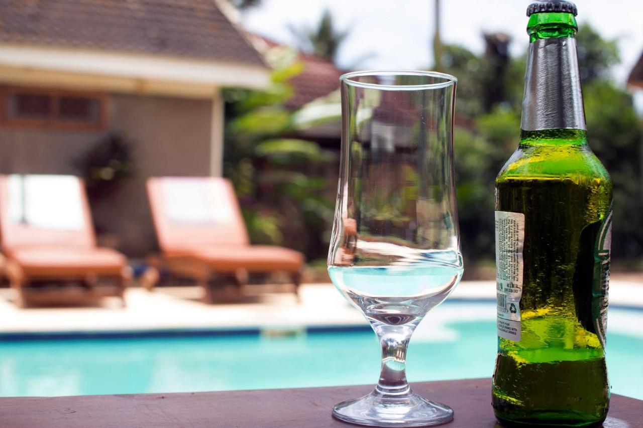 Entebbe Palm Hotel Экстерьер фото