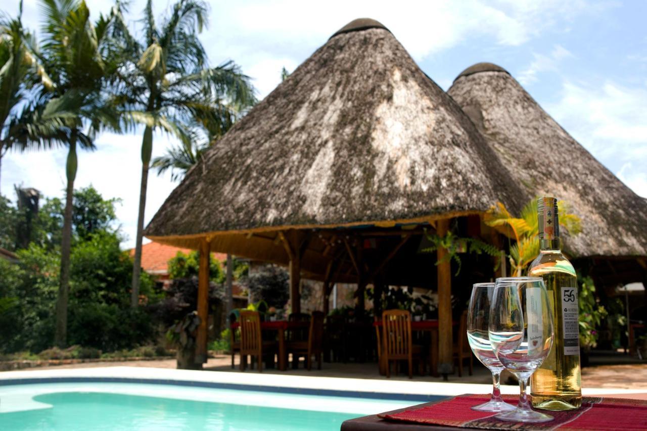 Entebbe Palm Hotel Экстерьер фото