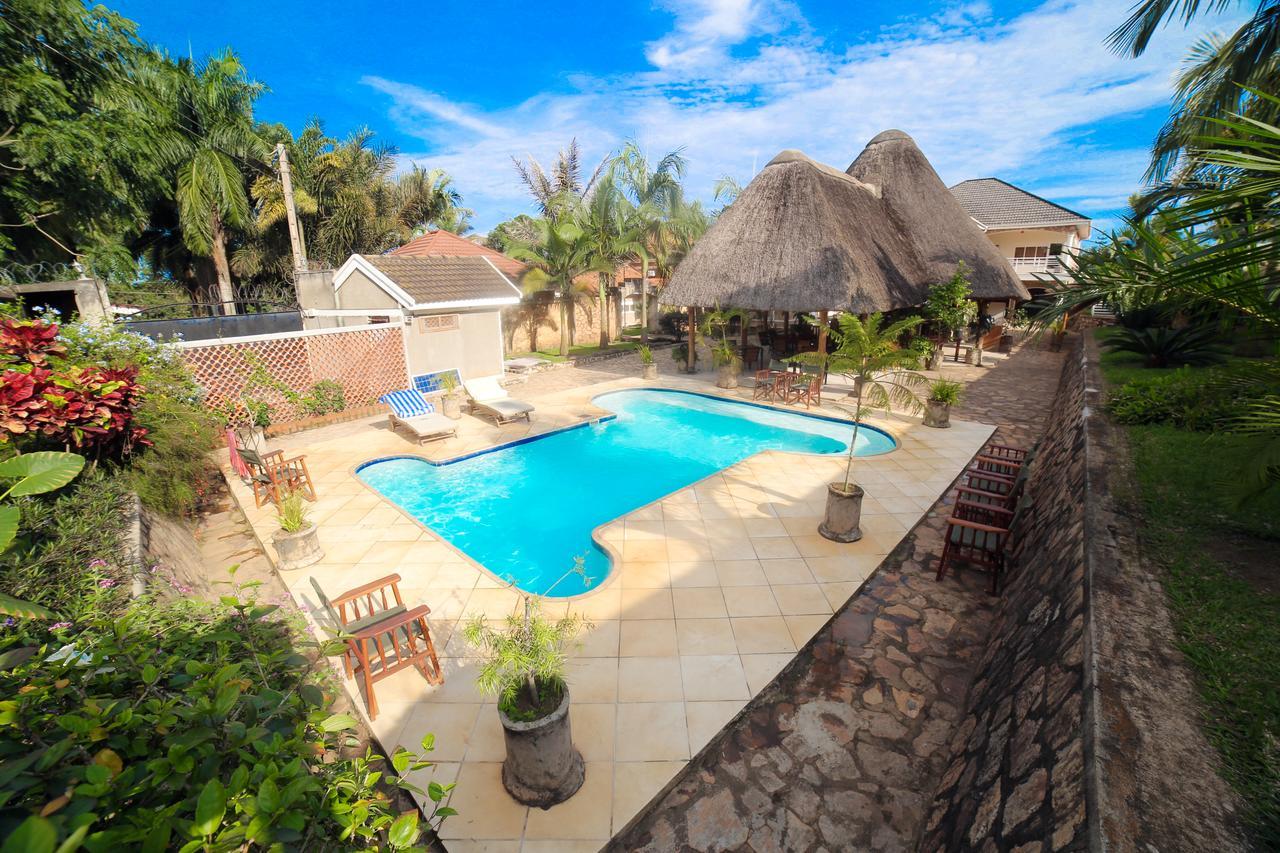 Entebbe Palm Hotel Экстерьер фото